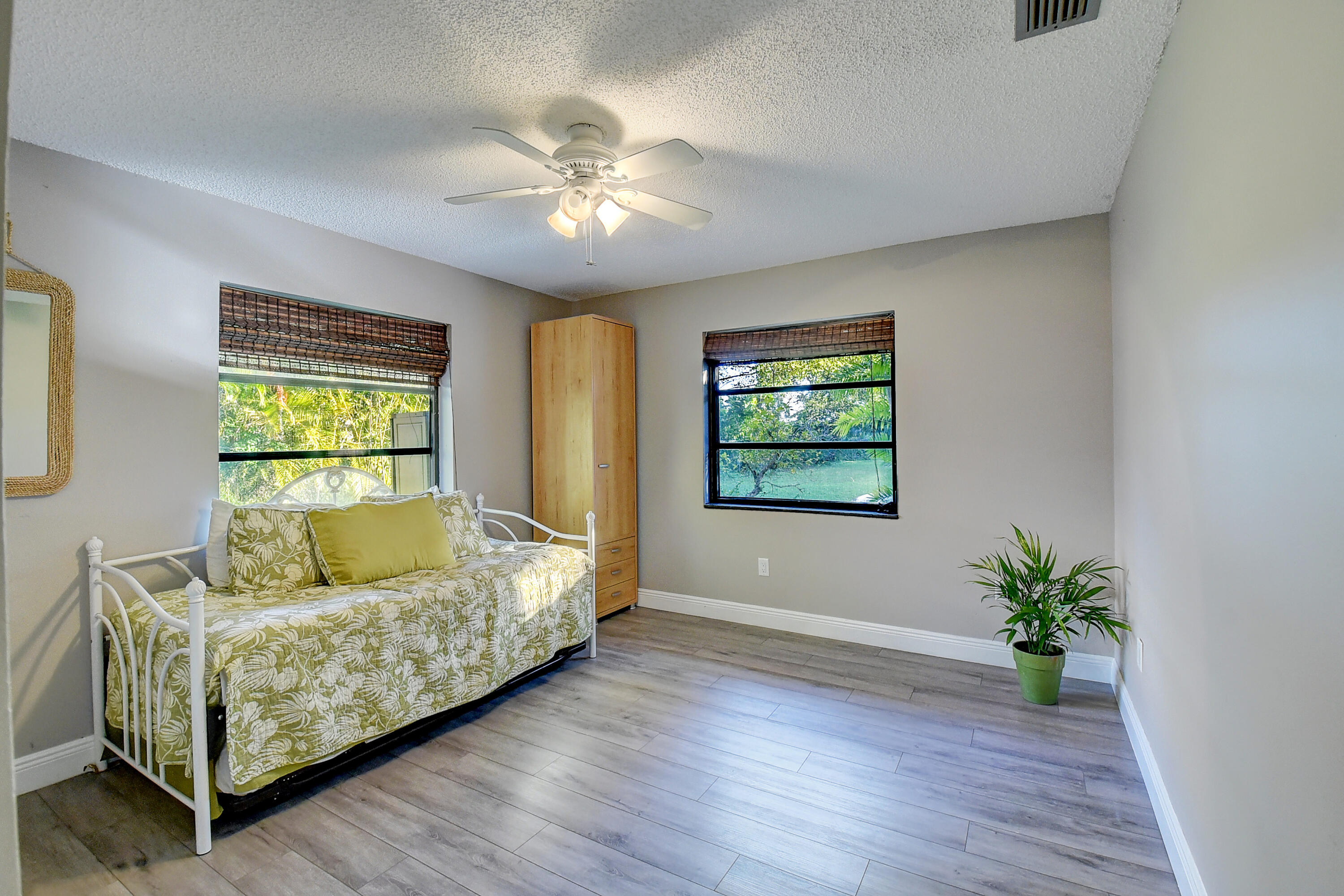 PONDEROSA - Residential