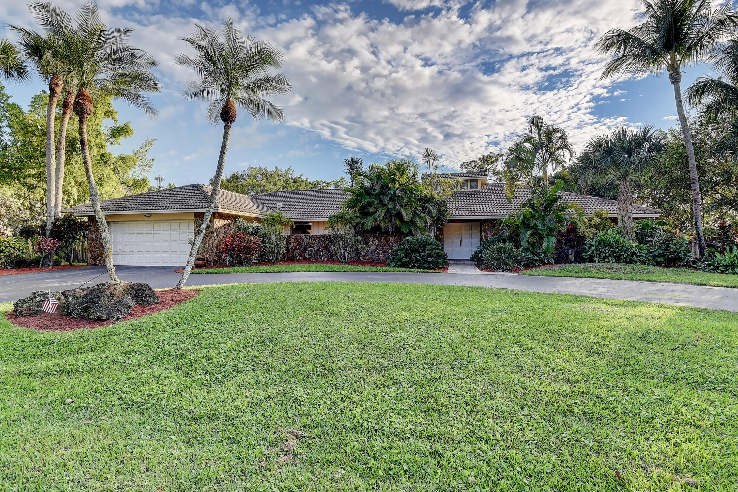 PONDEROSA - Residential