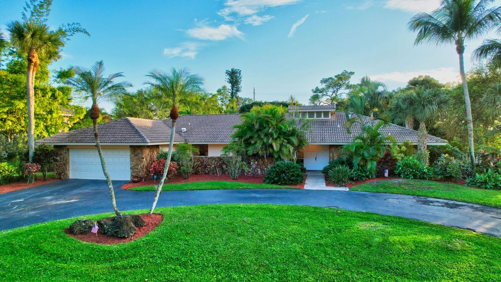 Photo of 11476 Sundance Lane, Boca Raton, FL 33428 (MLS # R10767516)