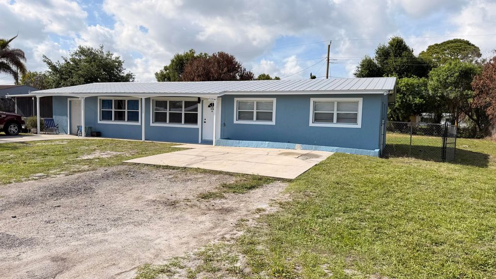 Photo of 928 Fra-mar Place, Fort Pierce, FL 34982 (MLS # B26004907)