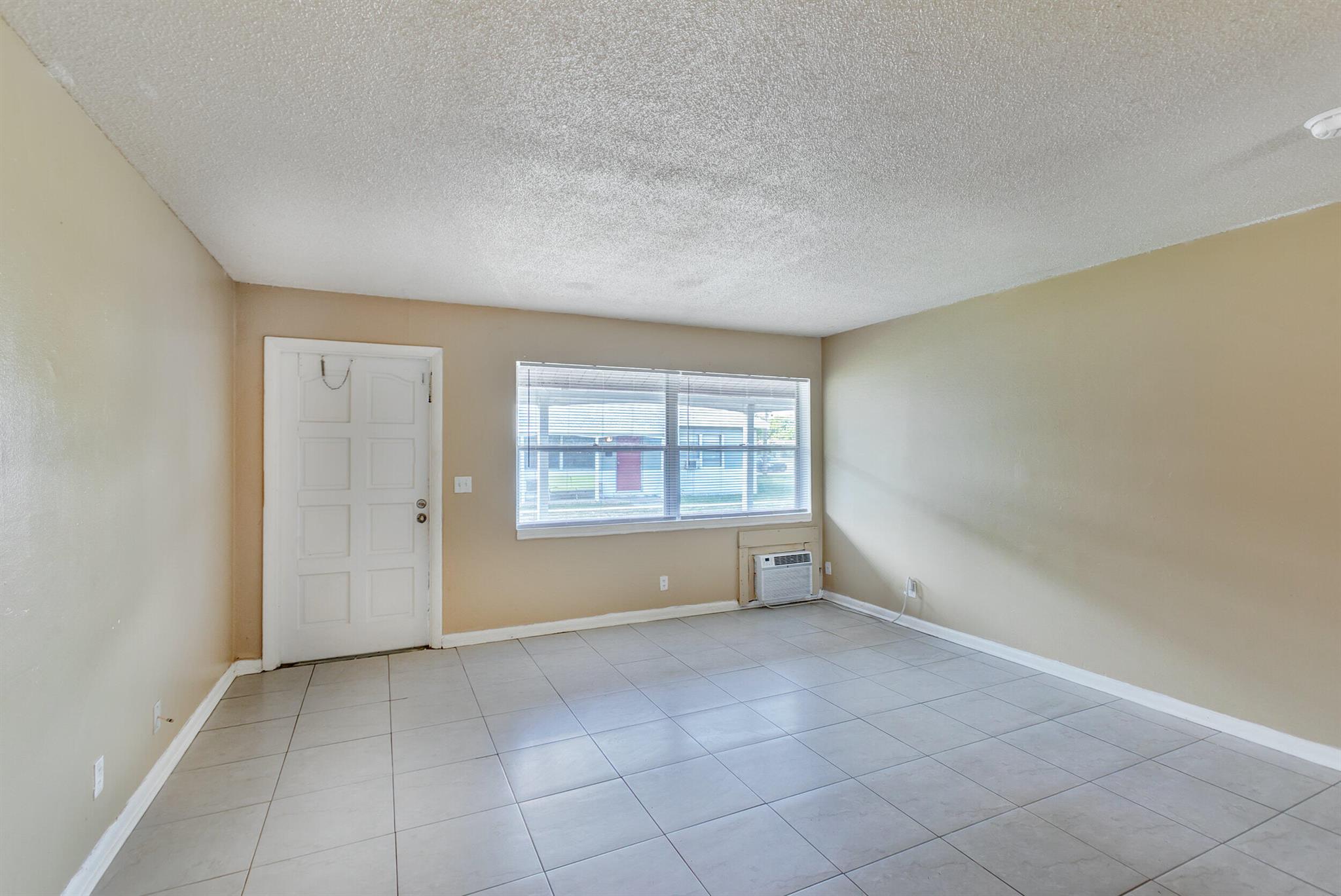 461 Silver Beach Road 1