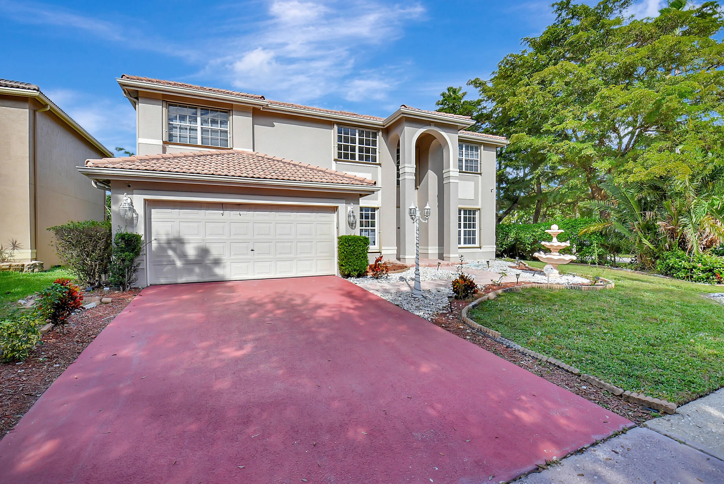 7555 CEDAR HURST Court