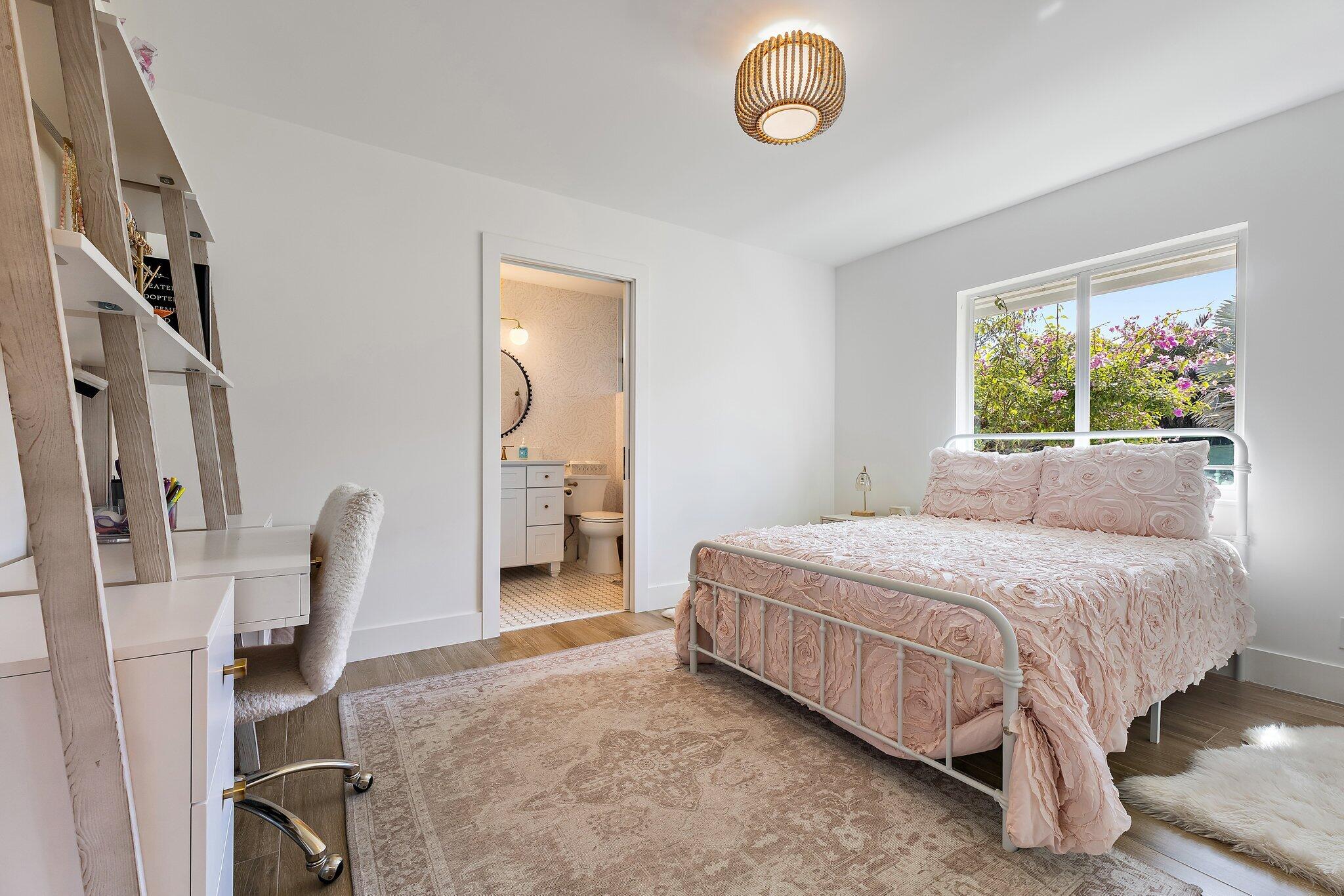 Palm Beach Country Estates - Residential