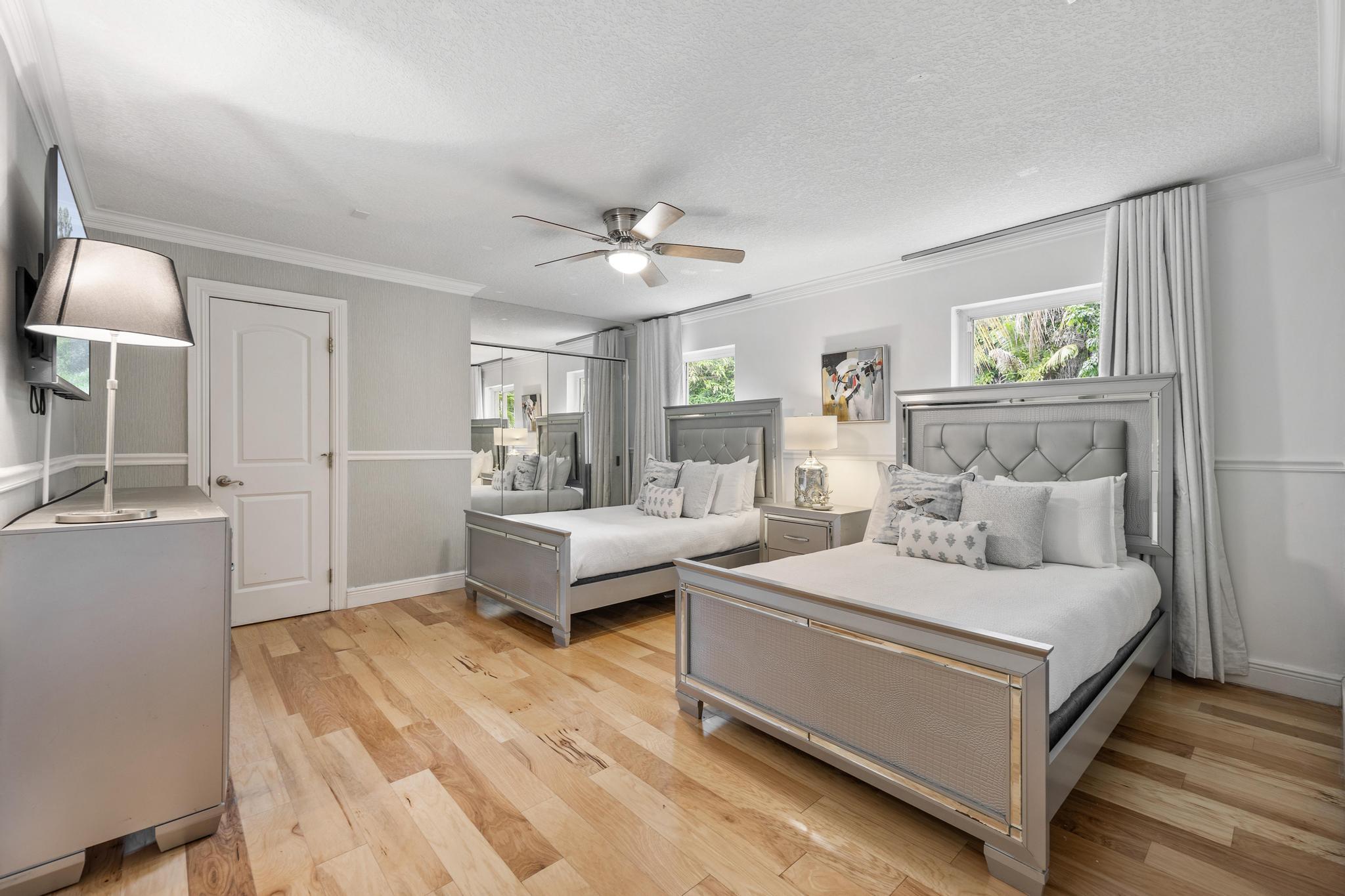 PLANTATION ACRES - Residential