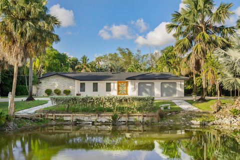 Tiny photo for 11621 NW 21st Court, Plantation, FL 33323 (MLS # B26018580)