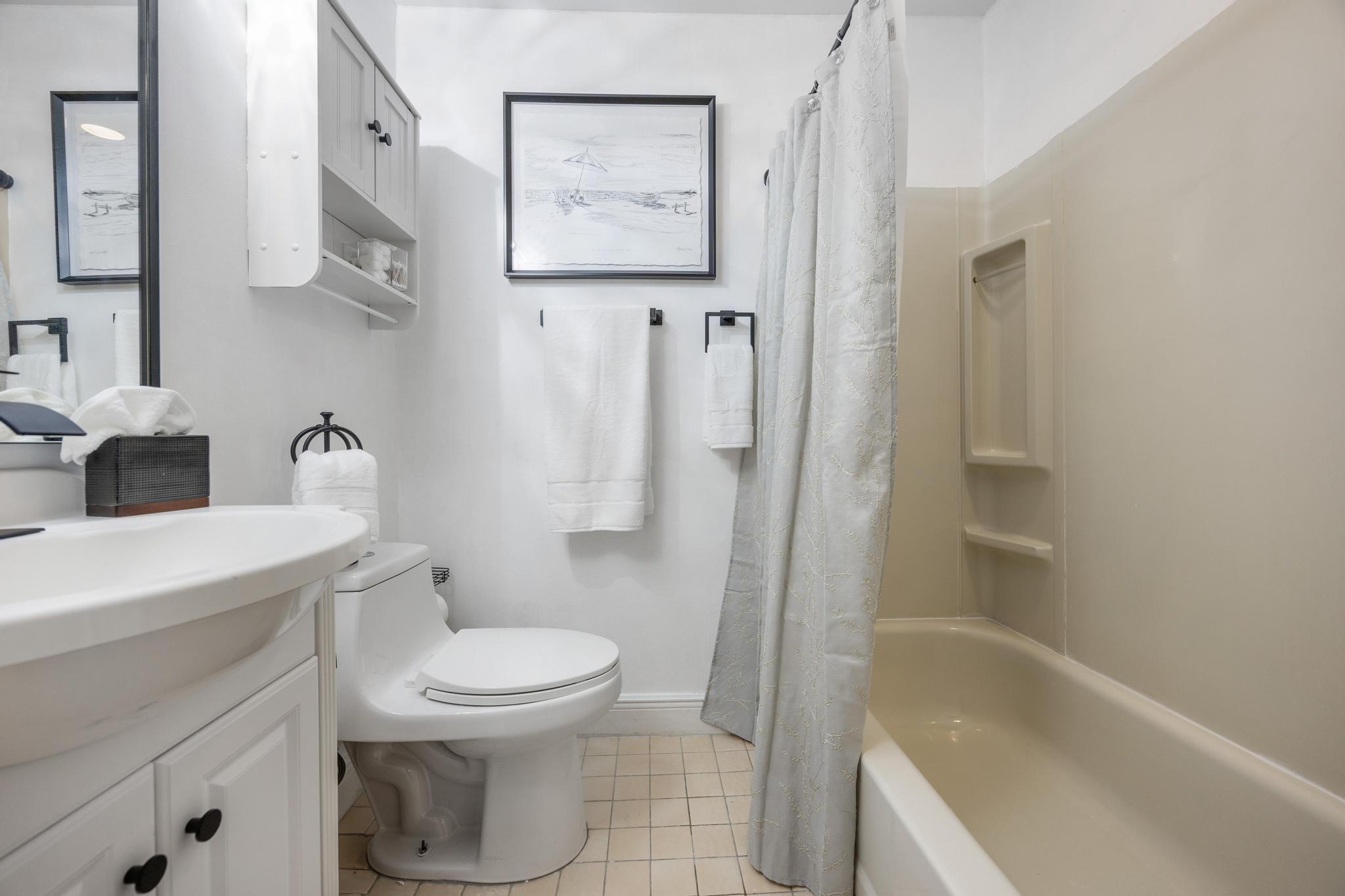 PLANTATION ACRES - Residential