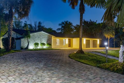 Tiny photo for 11621 NW 21st Court, Plantation, FL 33323 (MLS # B26018580)