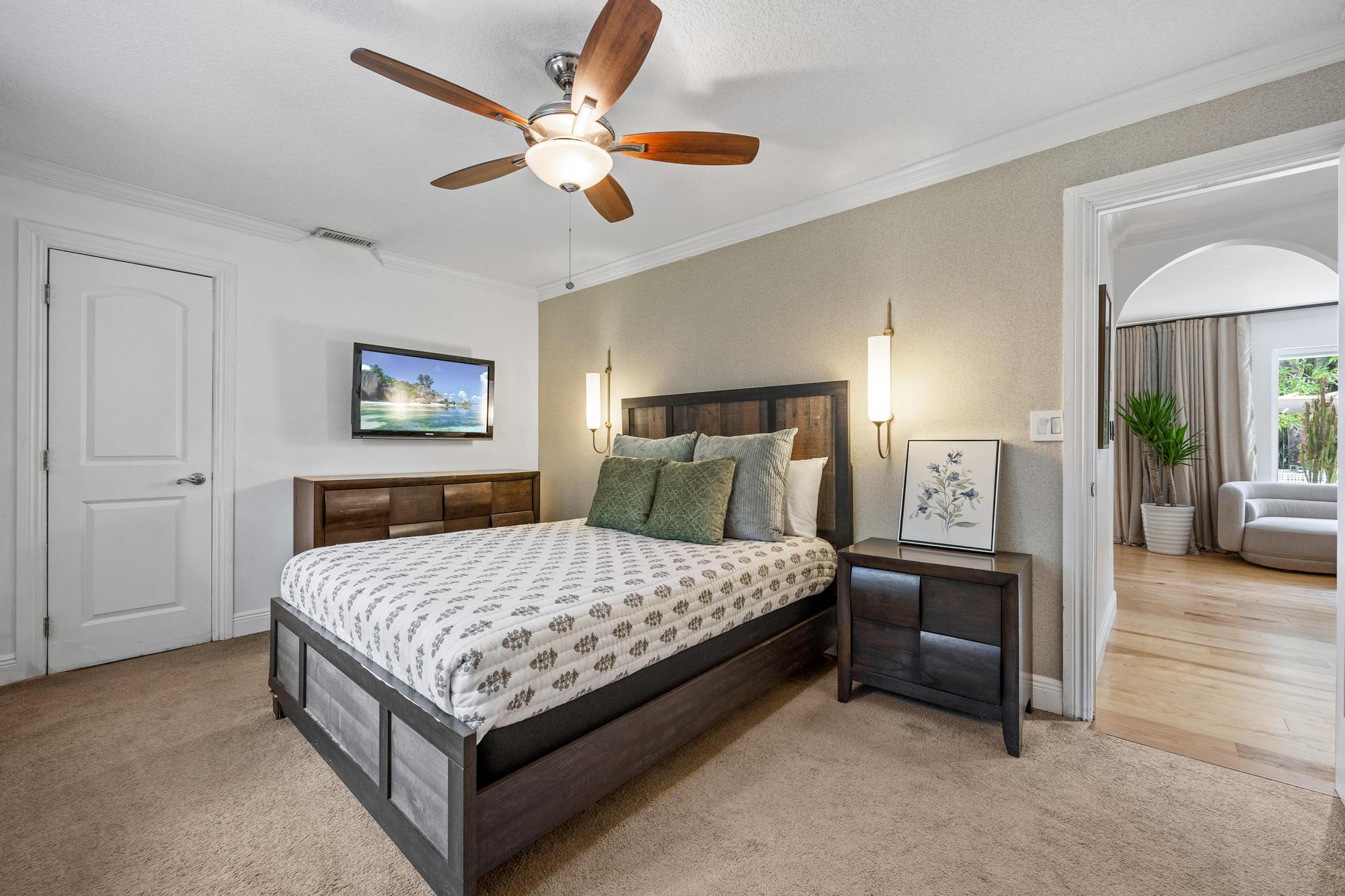 PLANTATION ACRES - Residential
