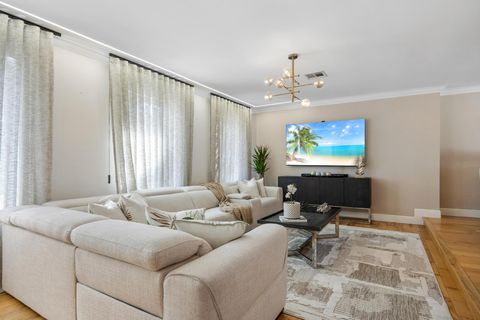 Tiny photo for 11621 NW 21st Court, Plantation, FL 33323 (MLS # B26018580)