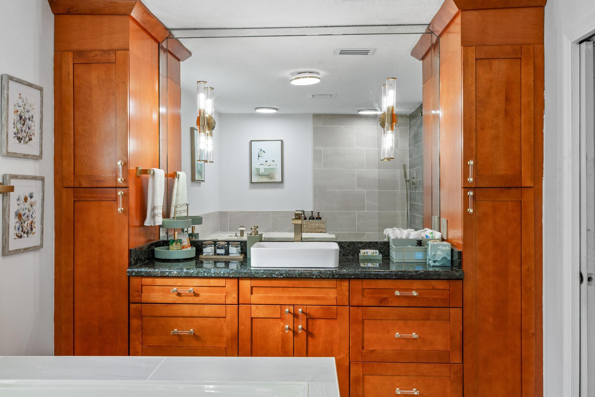PLANTATION ACRES - Residential