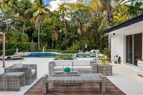 Tiny photo for 11621 NW 21st Court, Plantation, FL 33323 (MLS # B26018580)