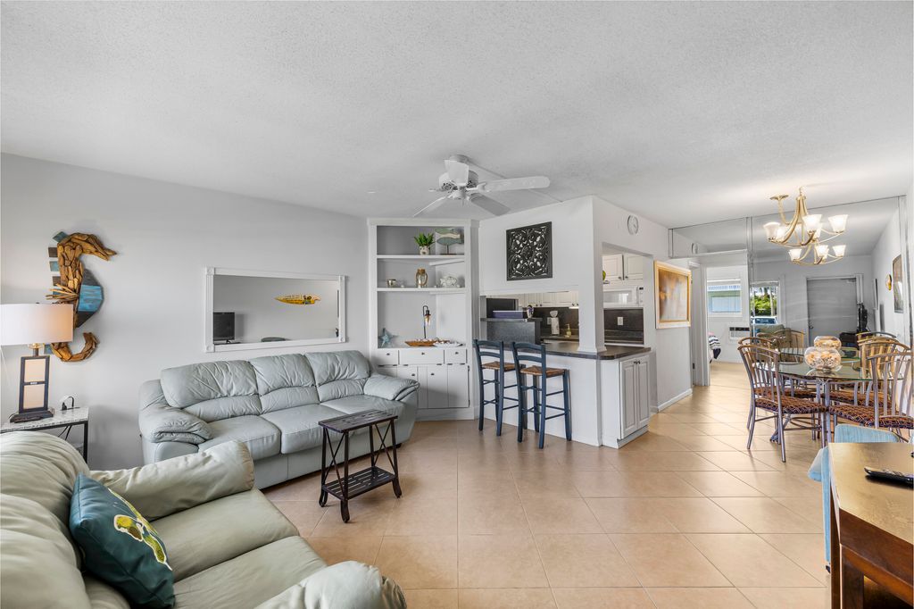 Photo of 2560 S Federal Highway #8, Boynton Beach, FL 33435 (MLS # R11060568)