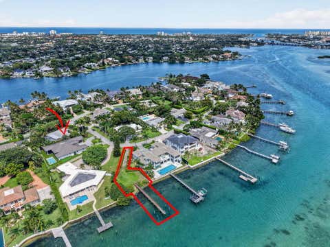 Photo of 18821 Rio Vista Drive, Jupiter, FL 33469 (MLS # B26060331)