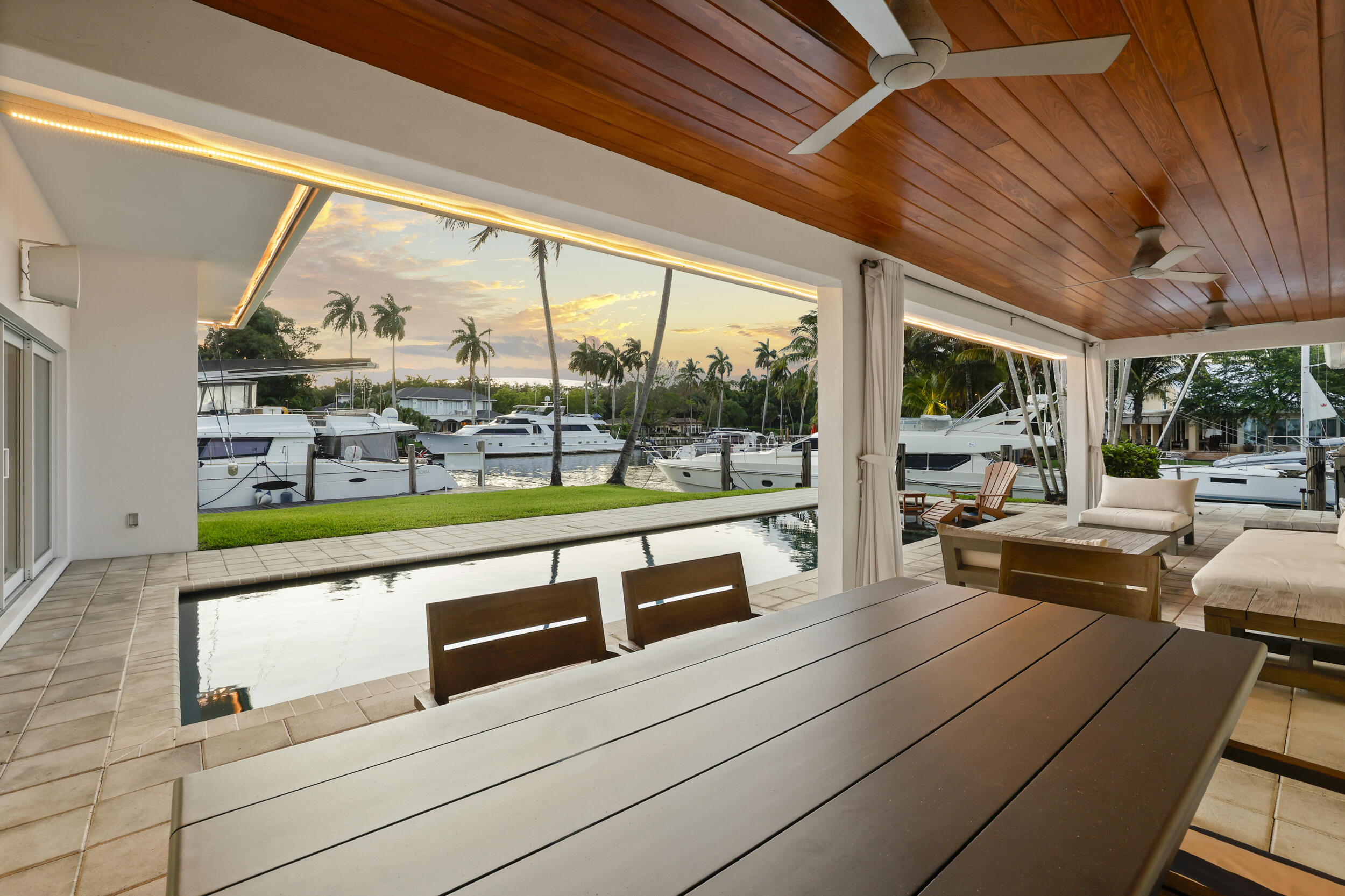 SOUTH NEW RIVER ISLES SEC - Residential