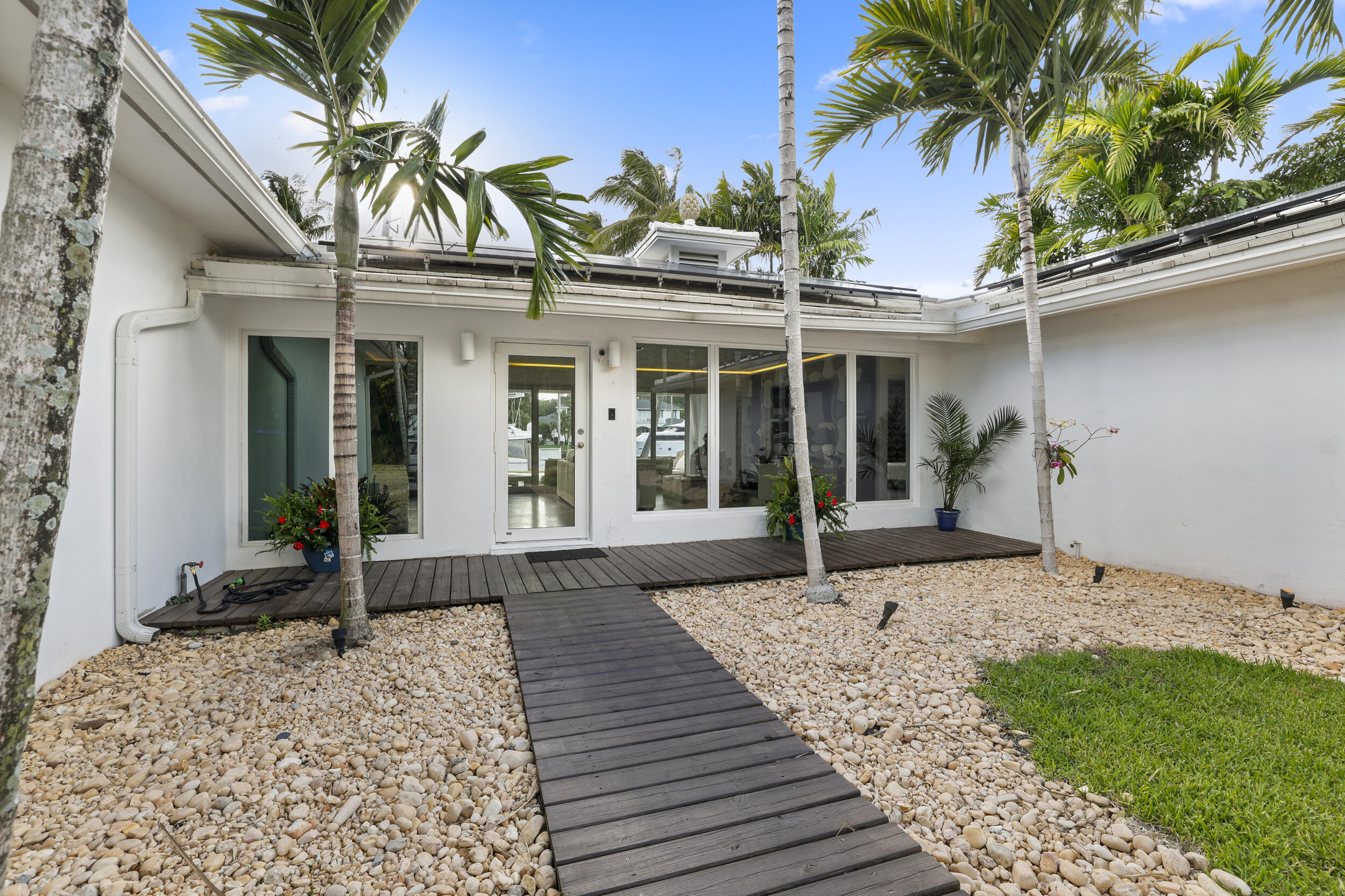 SOUTH NEW RIVER ISLES SEC - Residential