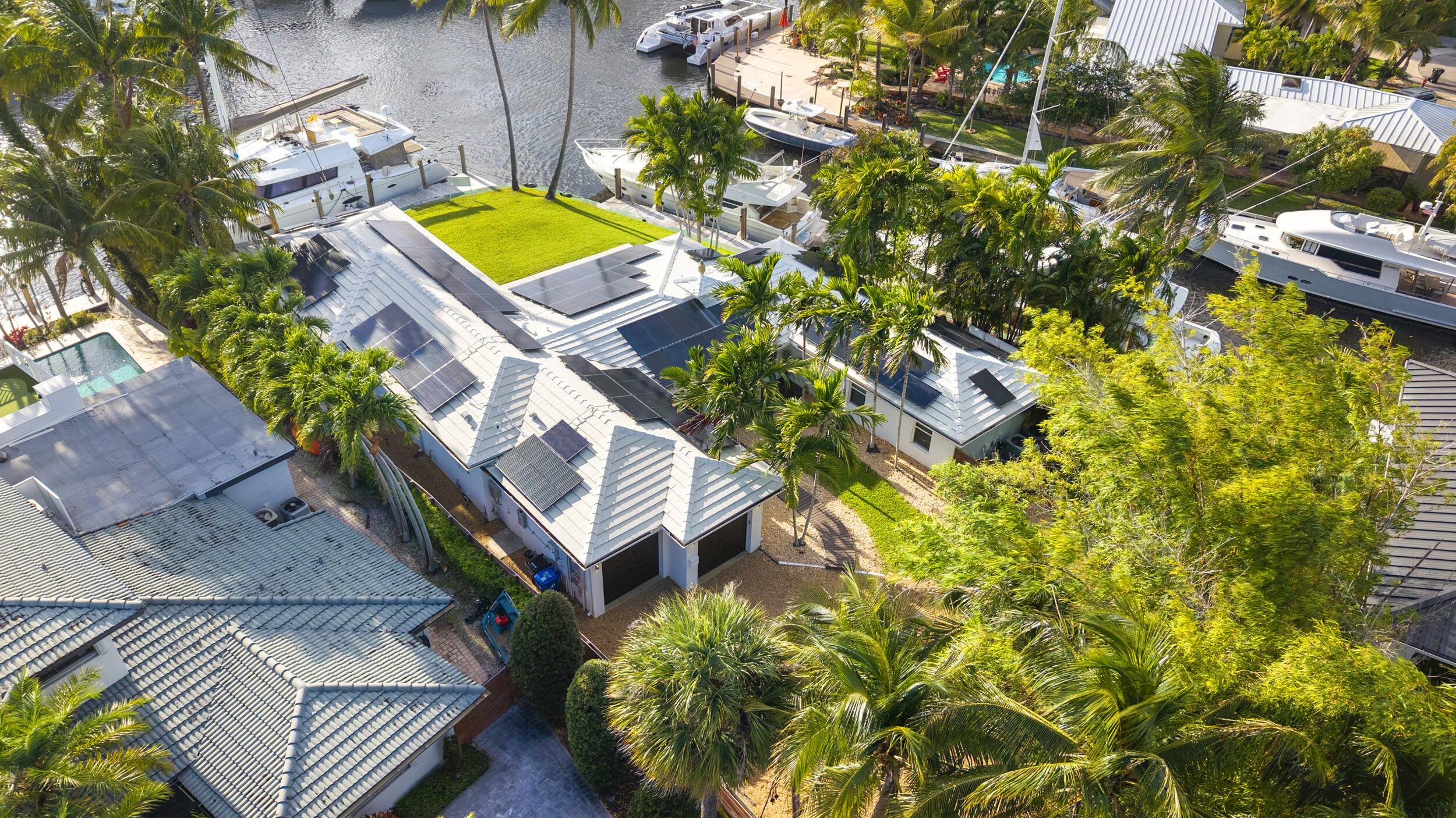 SOUTH NEW RIVER ISLES SEC - Residential