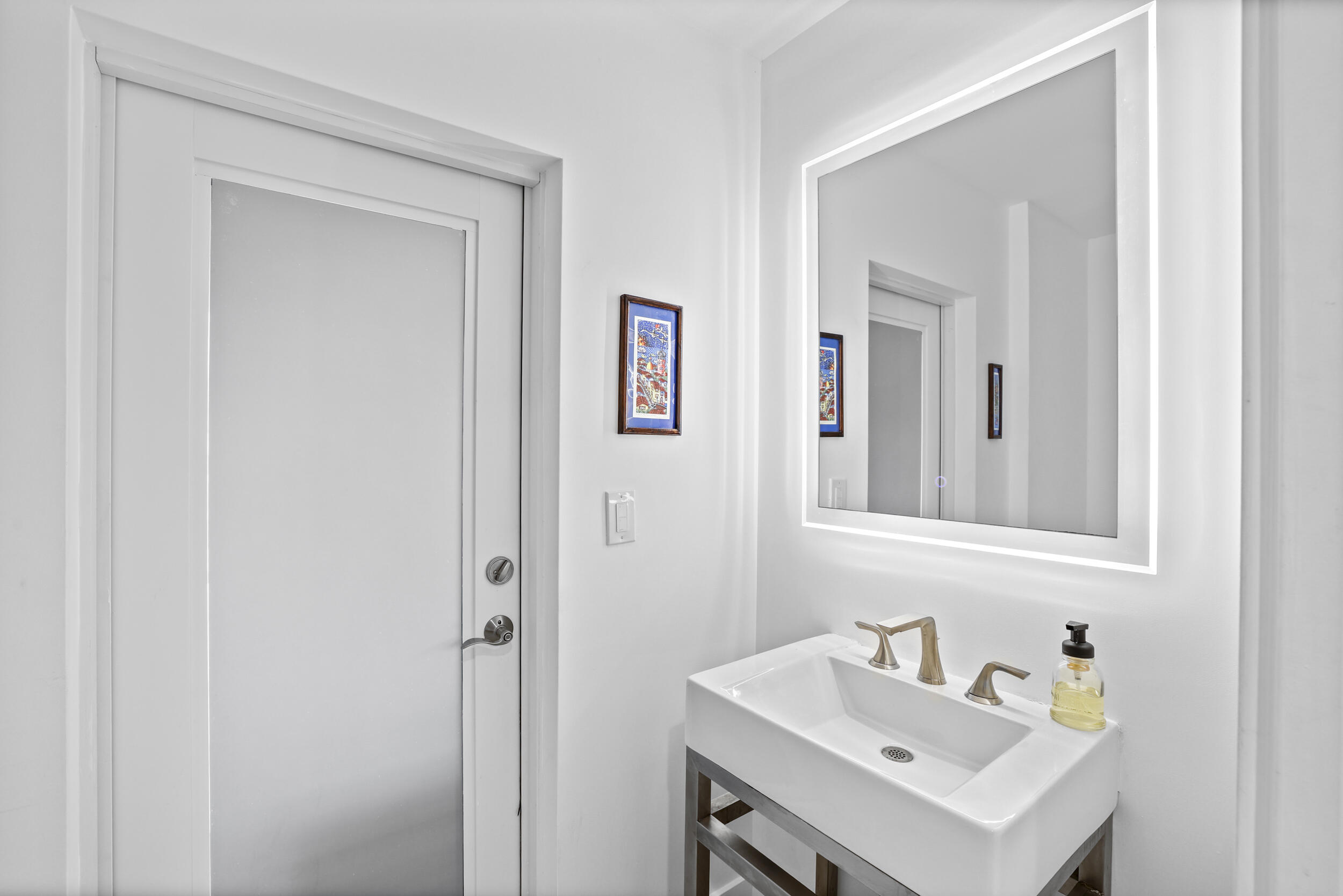 SOUTH NEW RIVER ISLES SEC - Residential