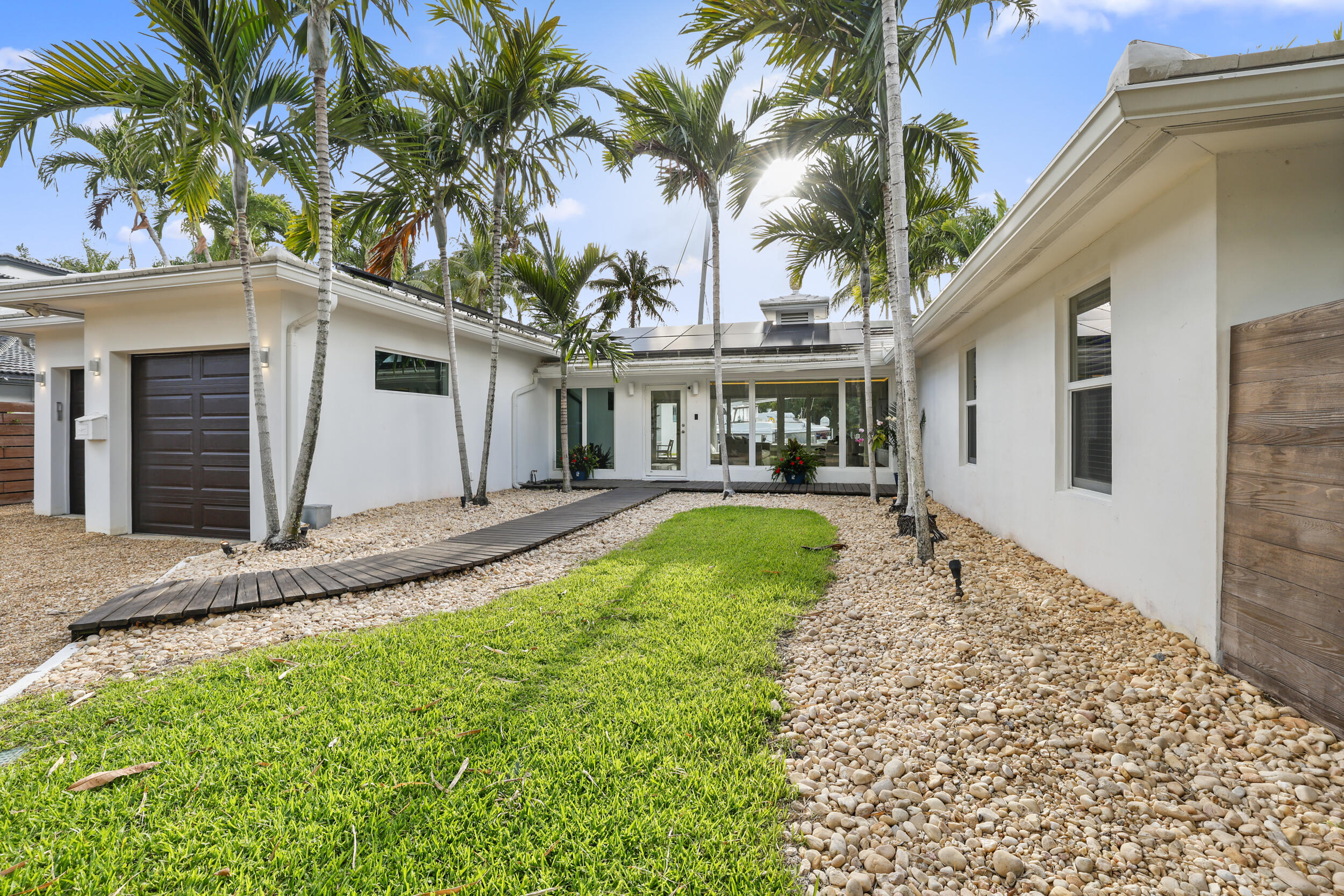 SOUTH NEW RIVER ISLES SEC - Residential