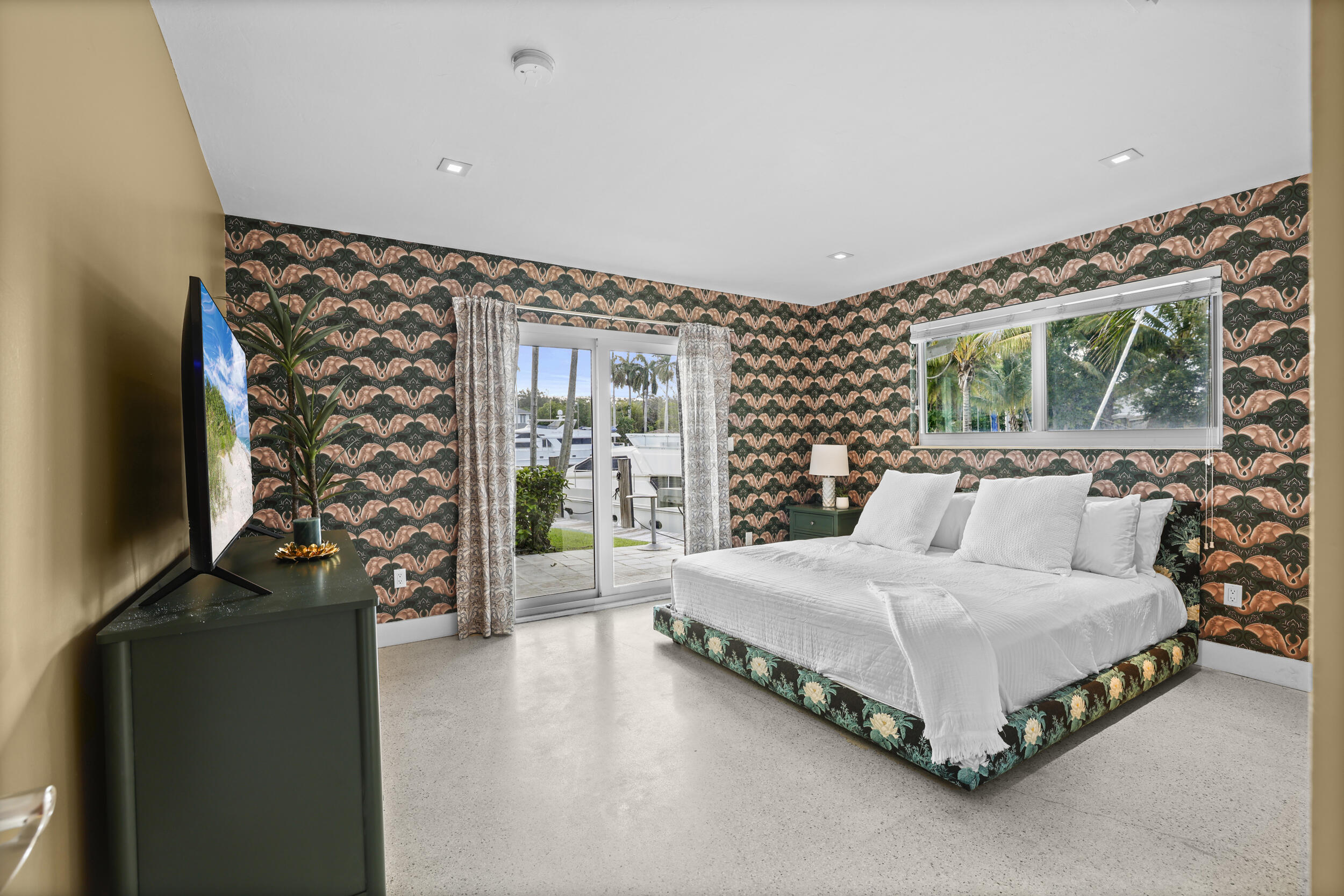 SOUTH NEW RIVER ISLES SEC - Residential