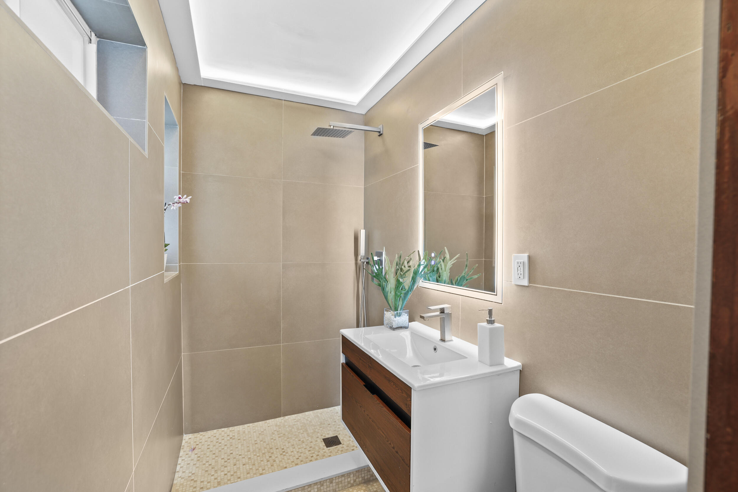 SOUTH NEW RIVER ISLES SEC - Residential