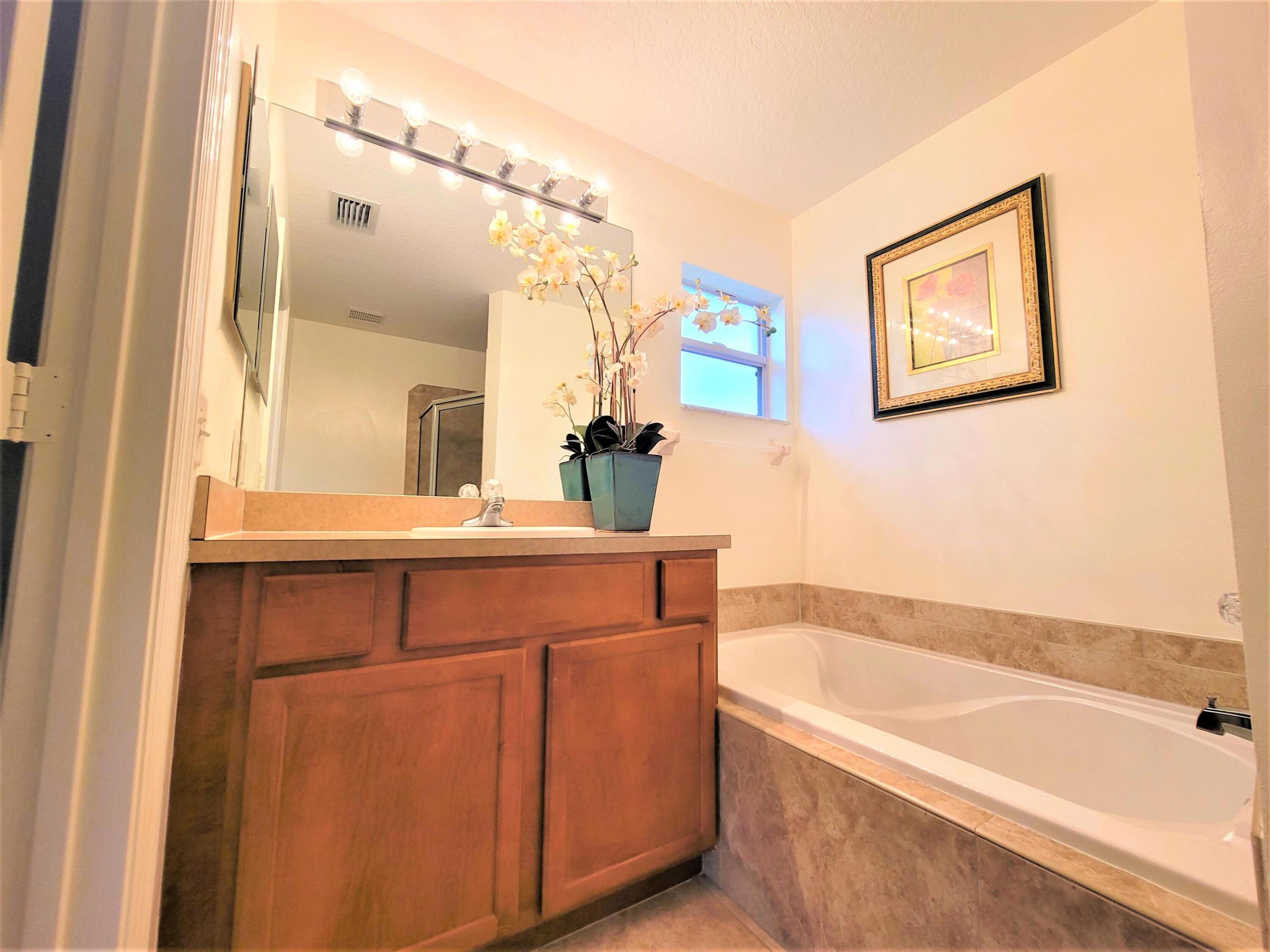 SEBASTIAN HIGHLANDS UNIT 14 - Residential Lease