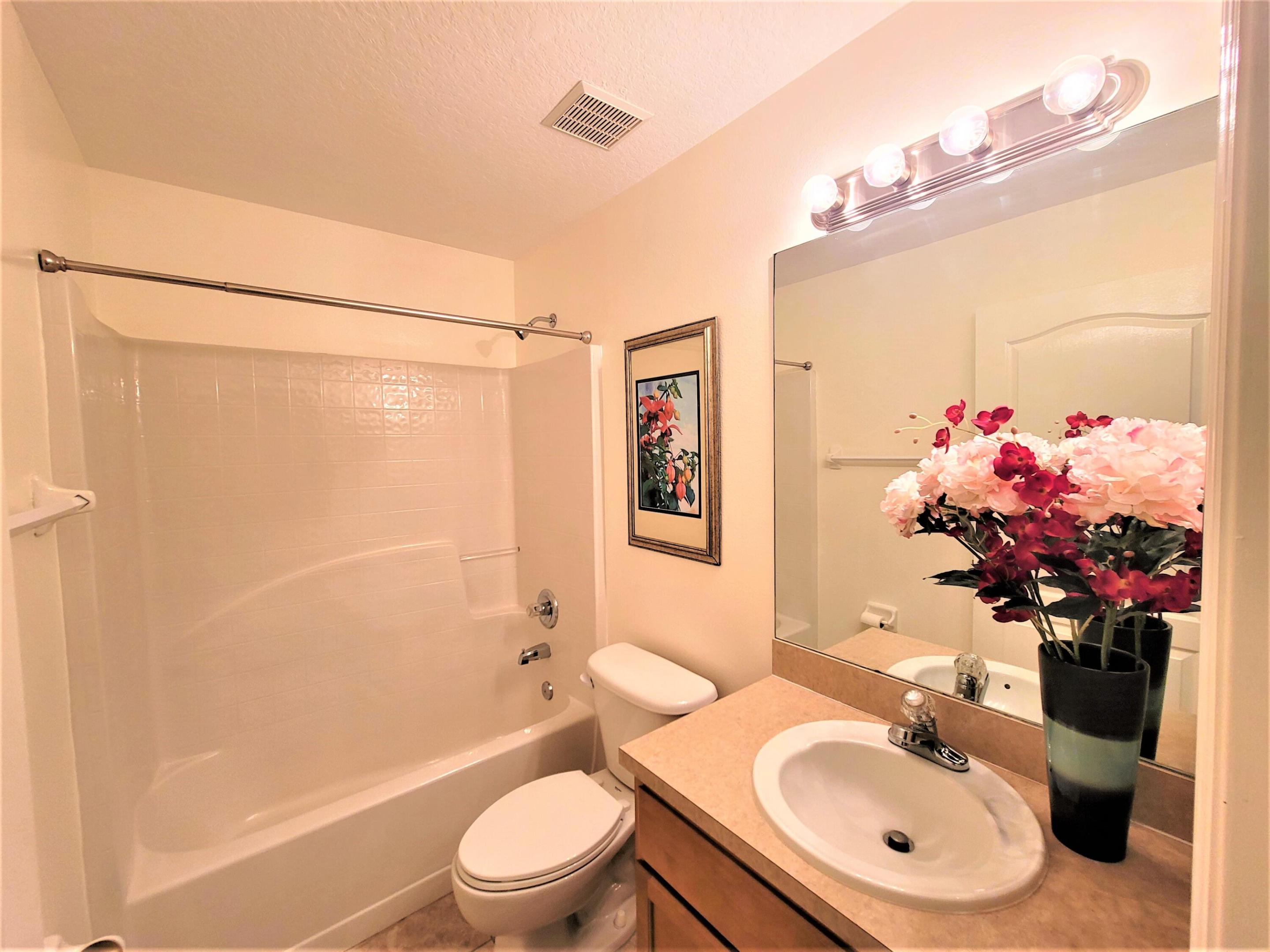 SEBASTIAN HIGHLANDS UNIT 14 - Residential Lease