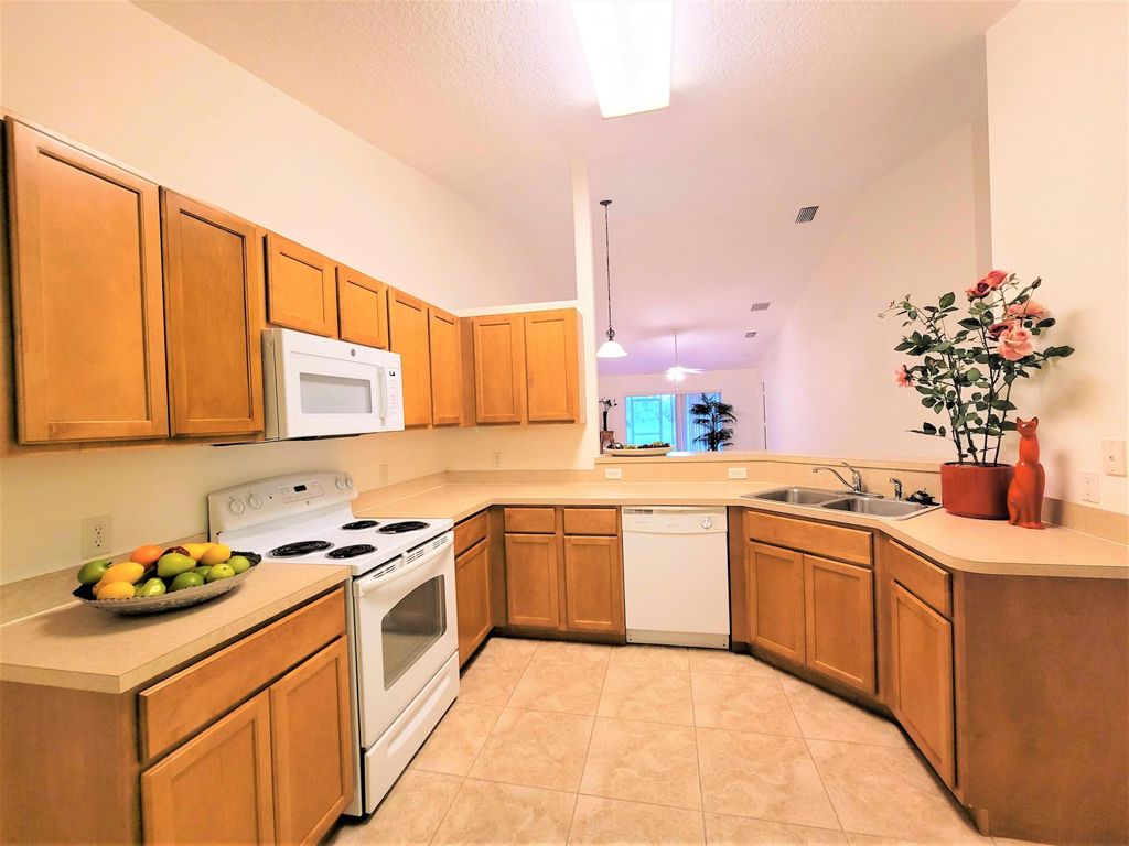 Photo of 351 Del Monte Road #B, Sebastian, FL 32958 (MLS # R11169139)