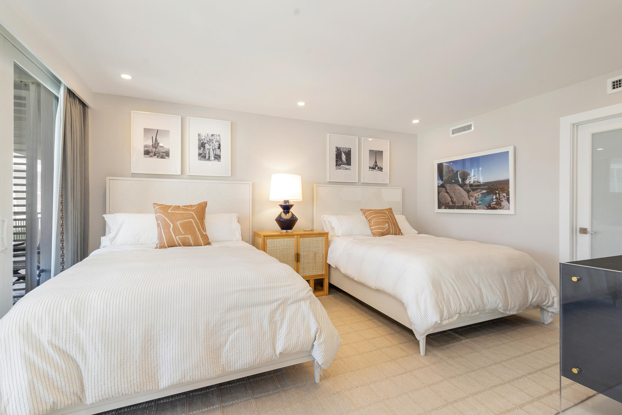 TWENTY SIX HUNDRED CONDO - Residential