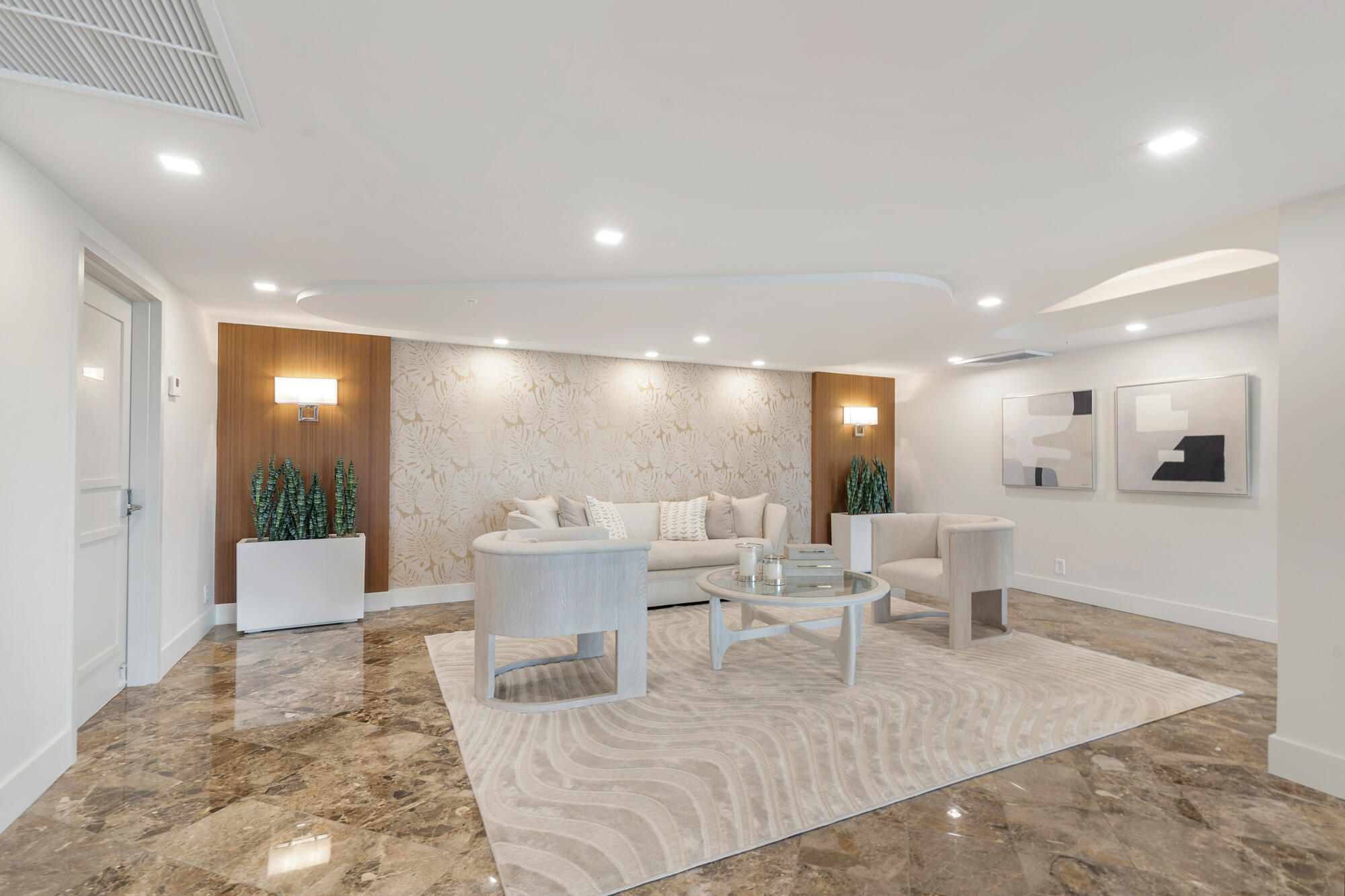 TWENTY SIX HUNDRED CONDO - Residential