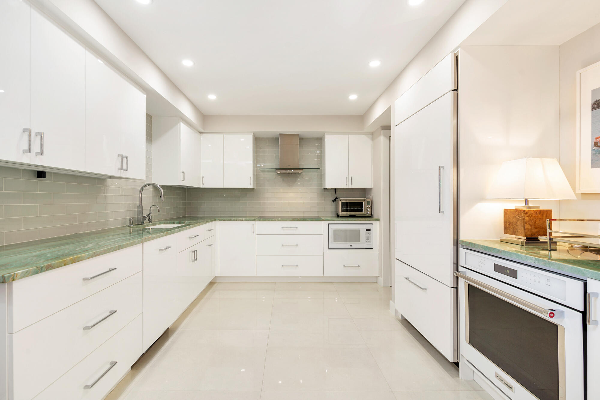 TWENTY SIX HUNDRED CONDO - Residential