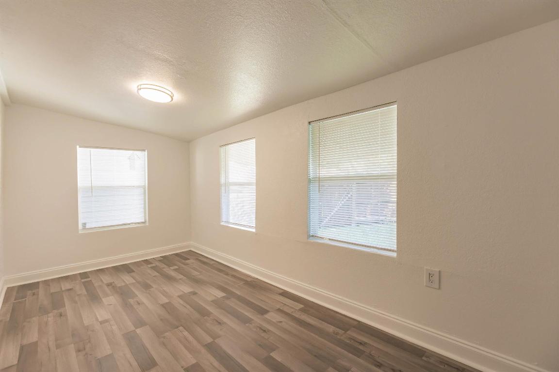 LAKE WORTH TOWN OF - Residential Lease