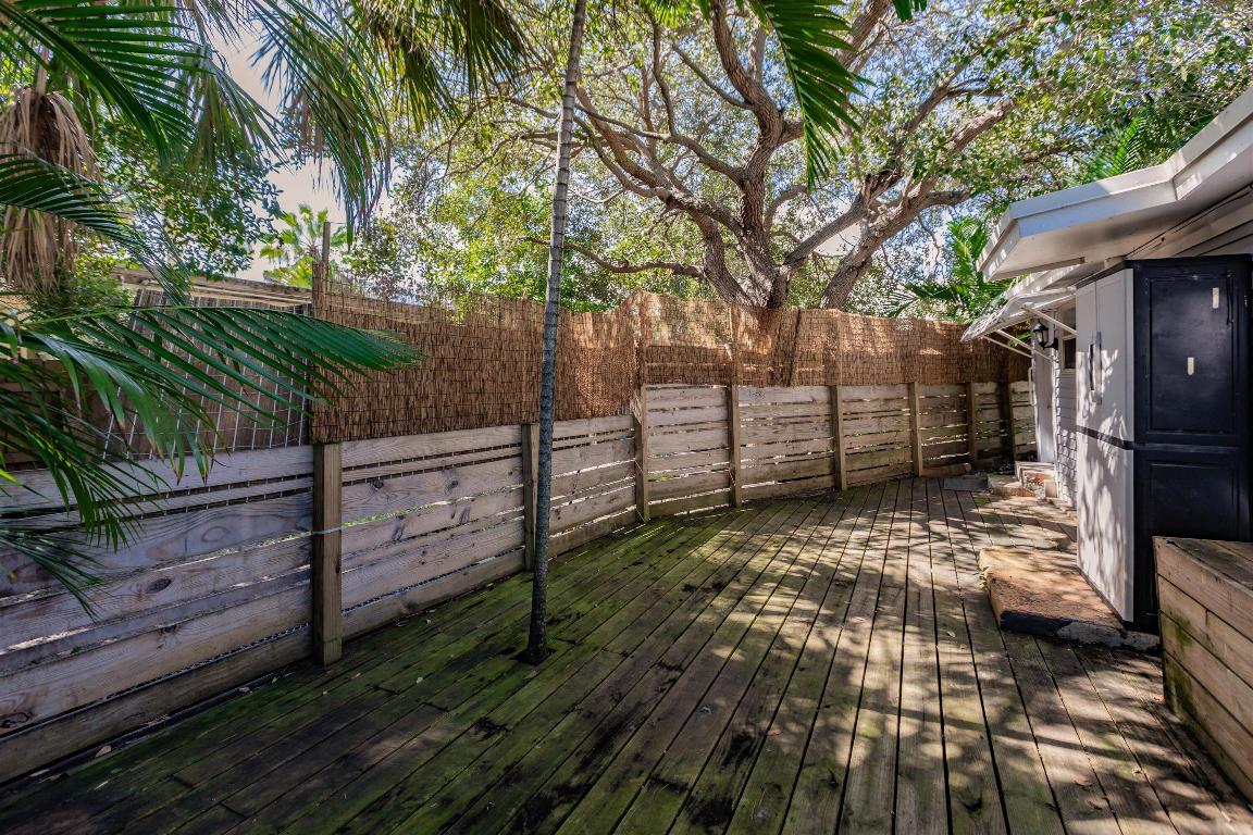 LAKE WORTH TOWN OF - Residential Lease