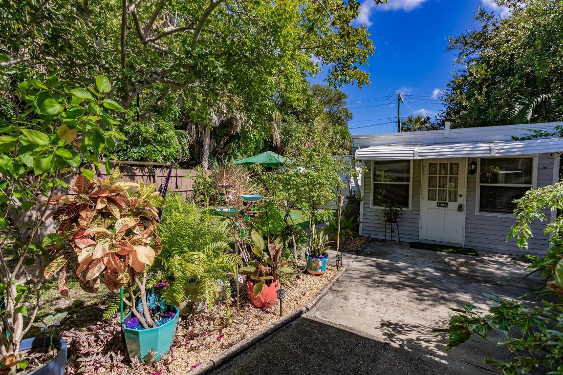 LAKE WORTH TOWN OF - Residential Lease