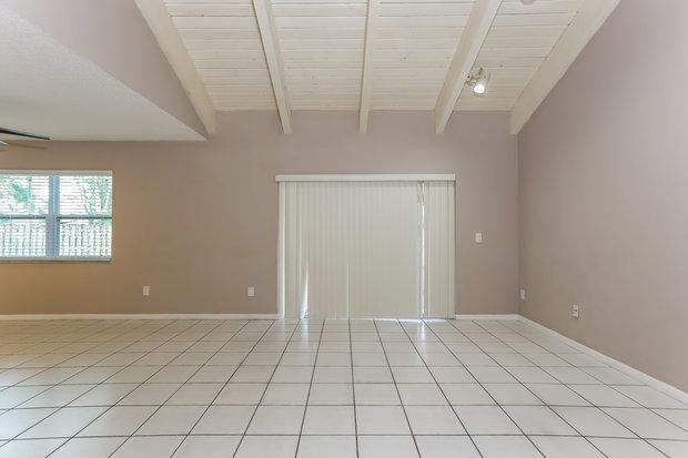 WEST BOCA ESTATES - Residential Lease