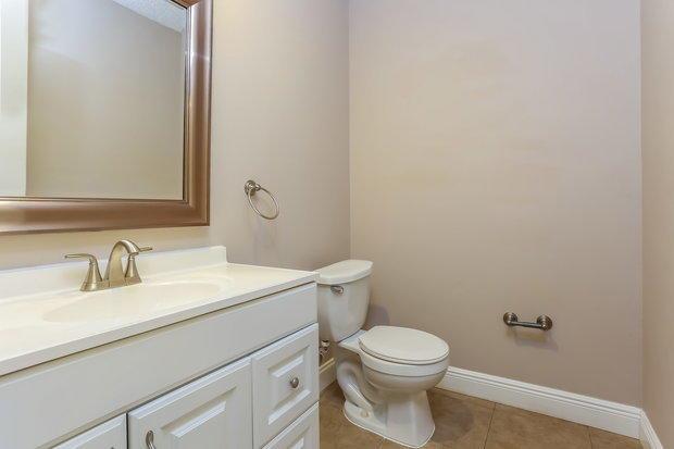 WEST BOCA ESTATES - Residential Lease