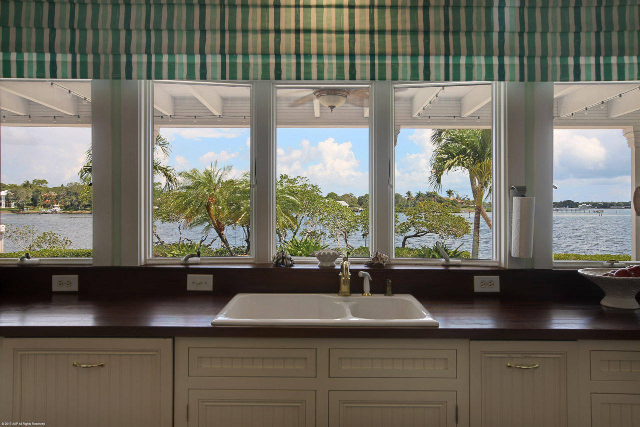 Palm Point - Residential