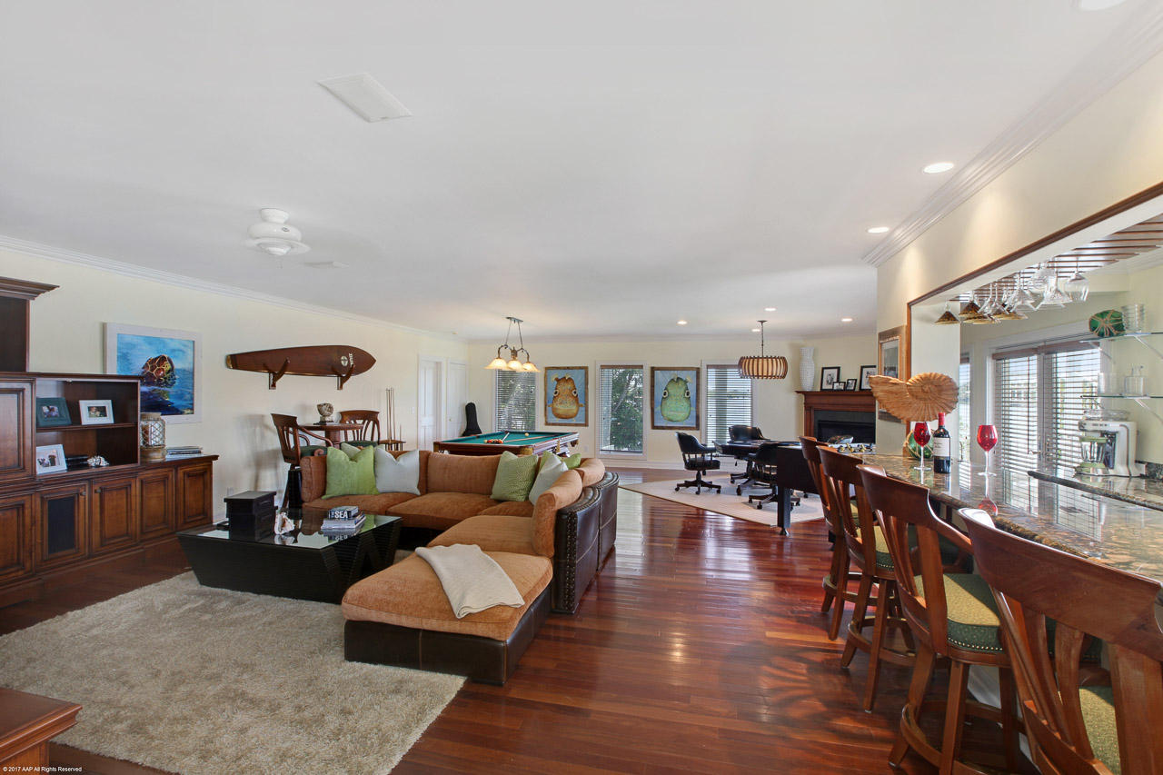 Palm Point - Residential