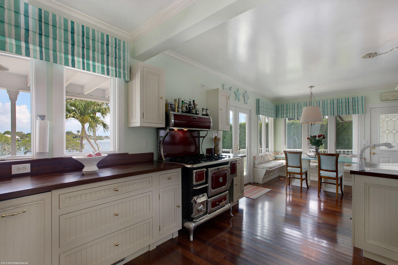 Palm Point - Residential