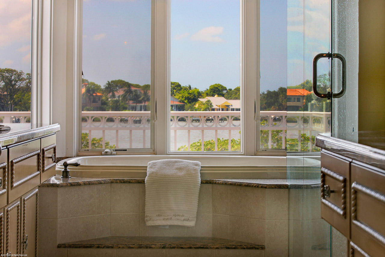 Palm Point - Residential