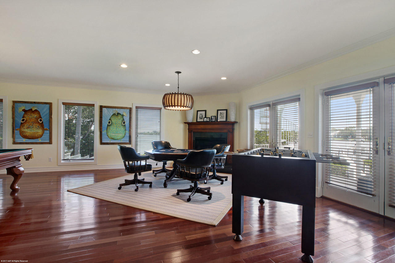 Palm Point - Residential