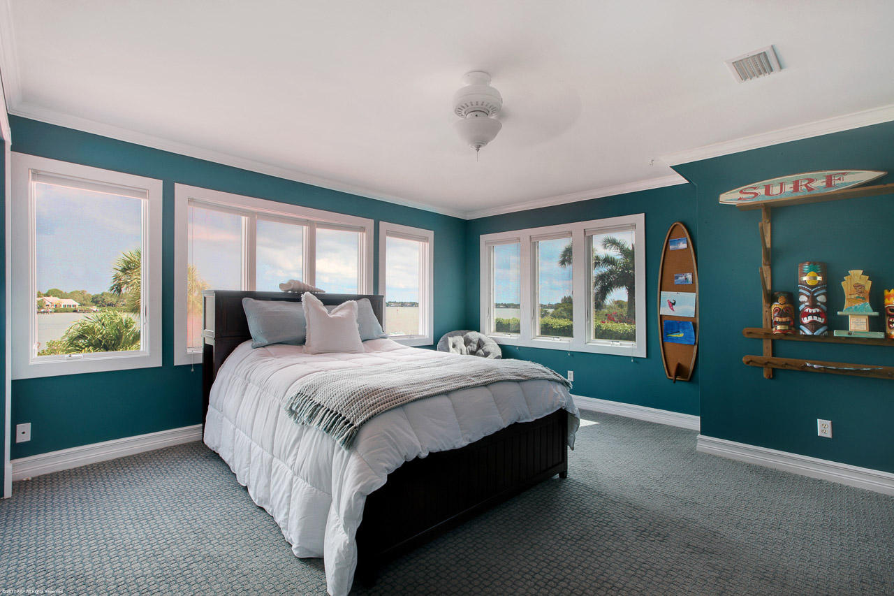 Palm Point - Residential