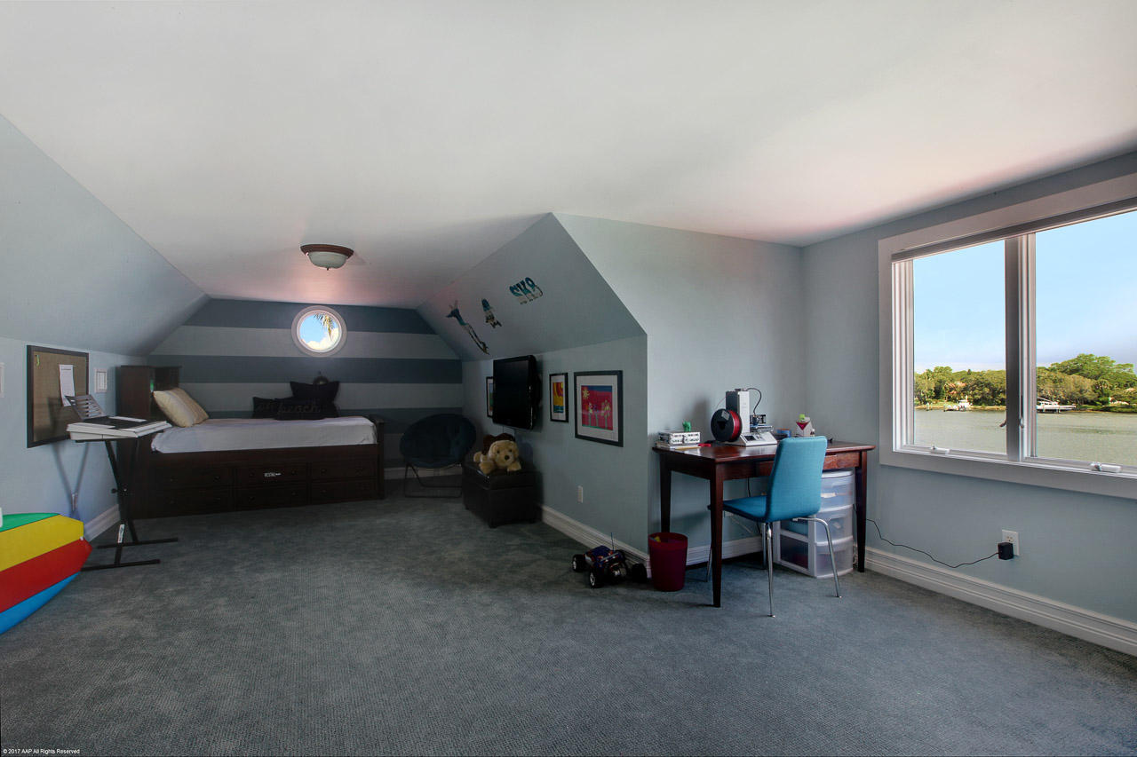 Palm Point - Residential