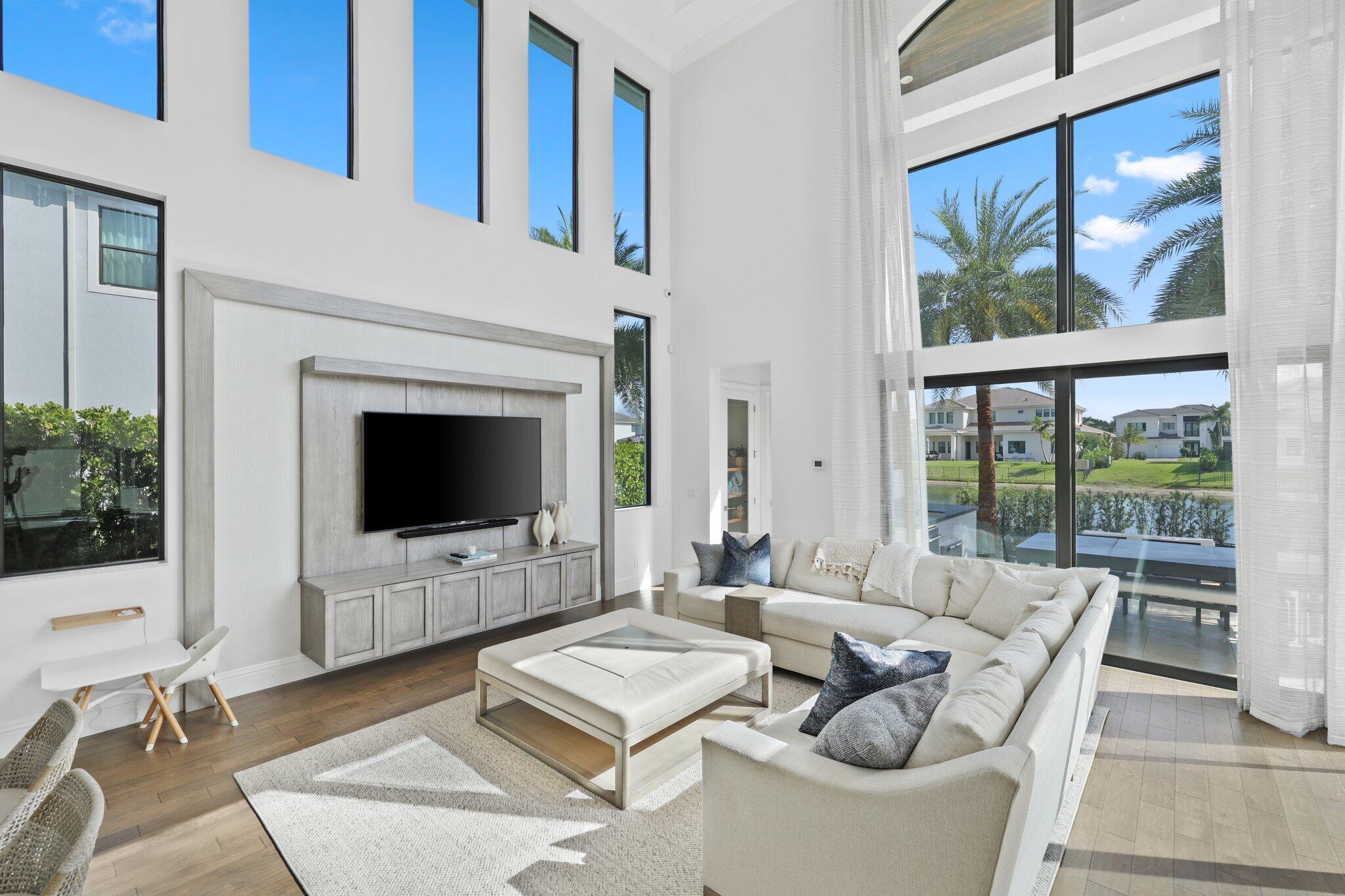 Royal Palm Polo - Residential