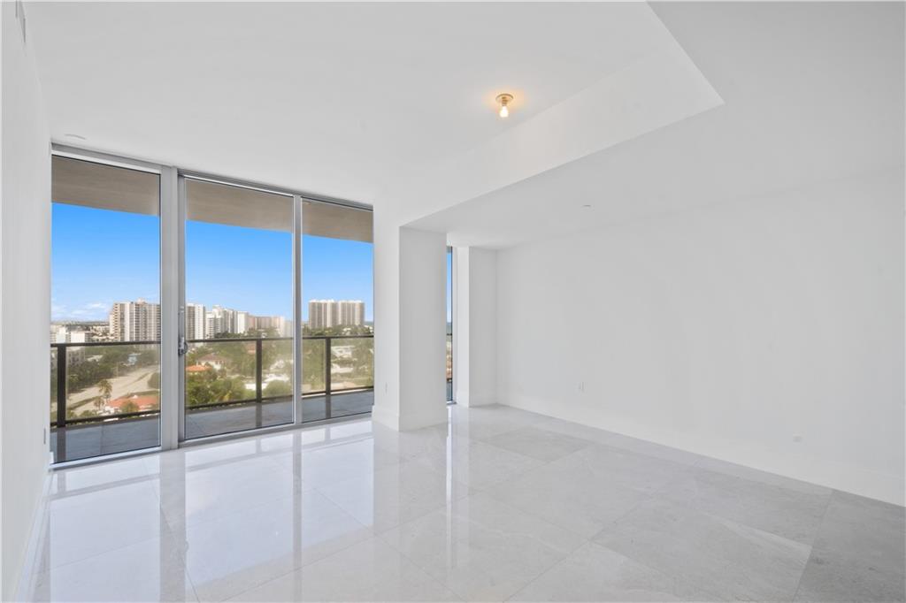 AUBERGE BEACH - Residential