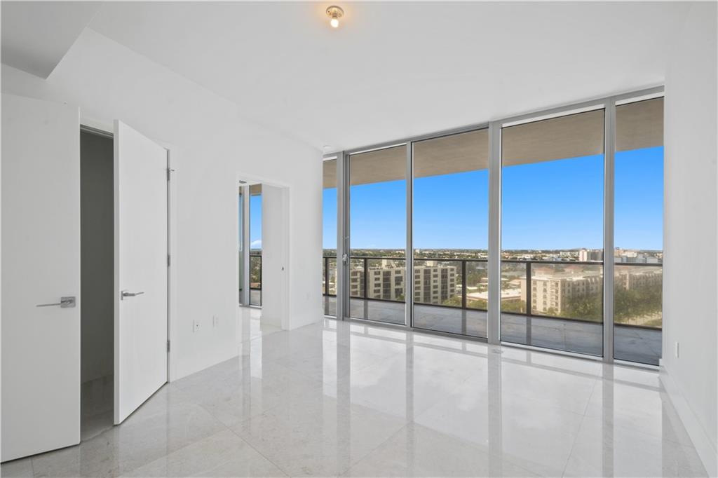 AUBERGE BEACH - Residential