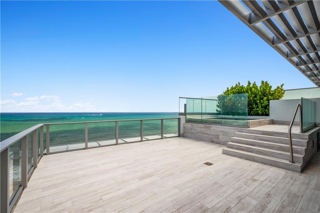 AUBERGE BEACH - Residential