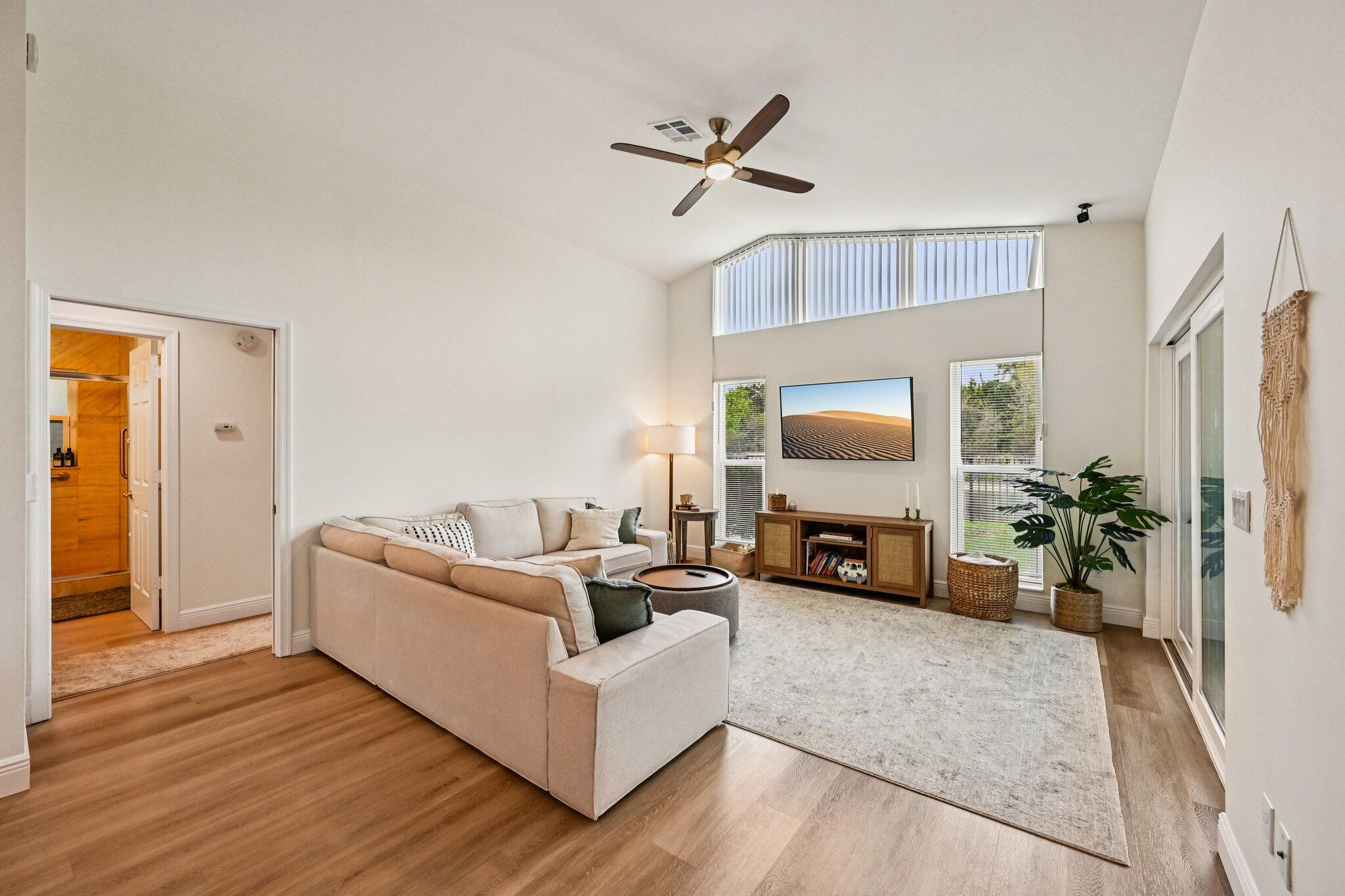 SHORES 1 - Residential