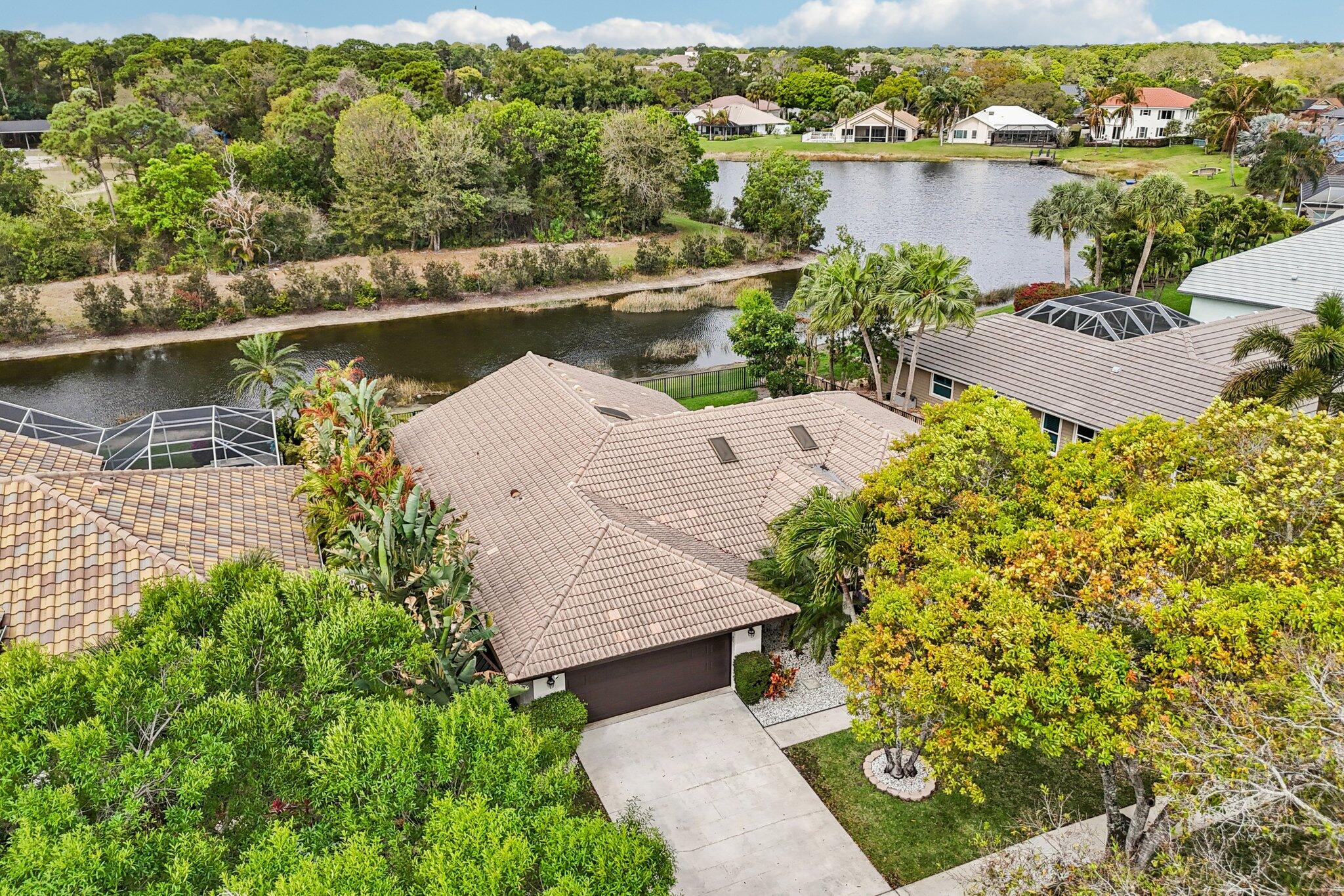 SHORES 1 - Residential