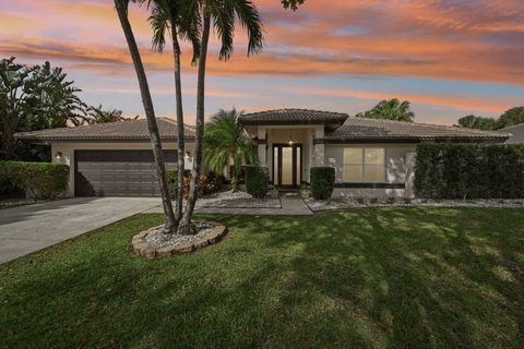 Photo of 18295 Lake Bend Drive, Jupiter, FL 33458 (MLS # R11169576)