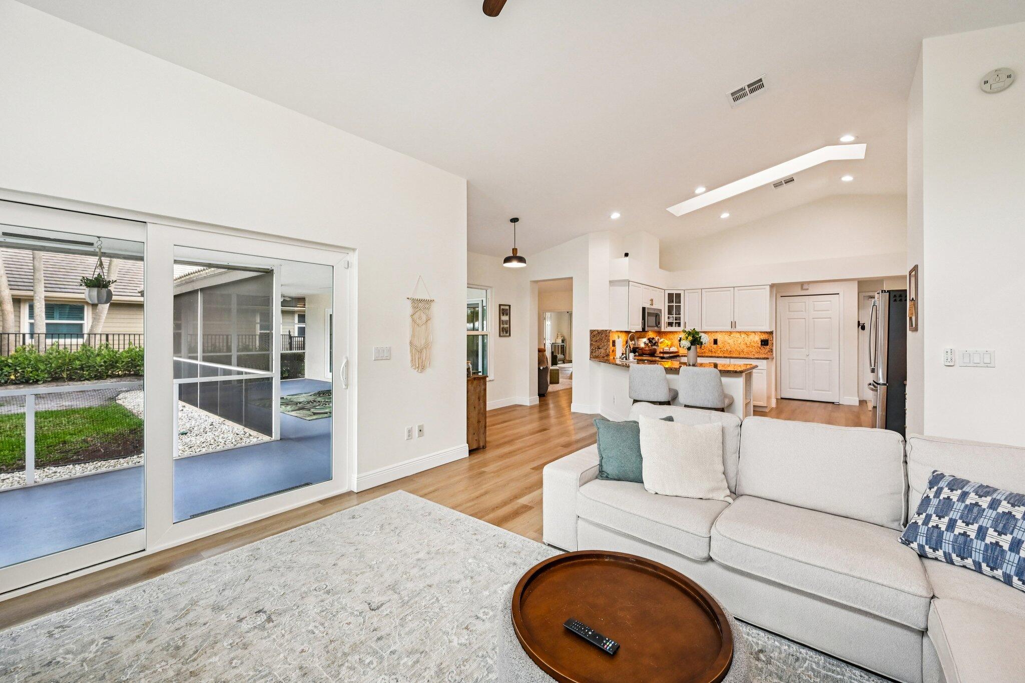 SHORES 1 - Residential